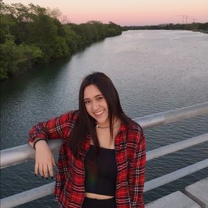 Meet your Posher, Denisse